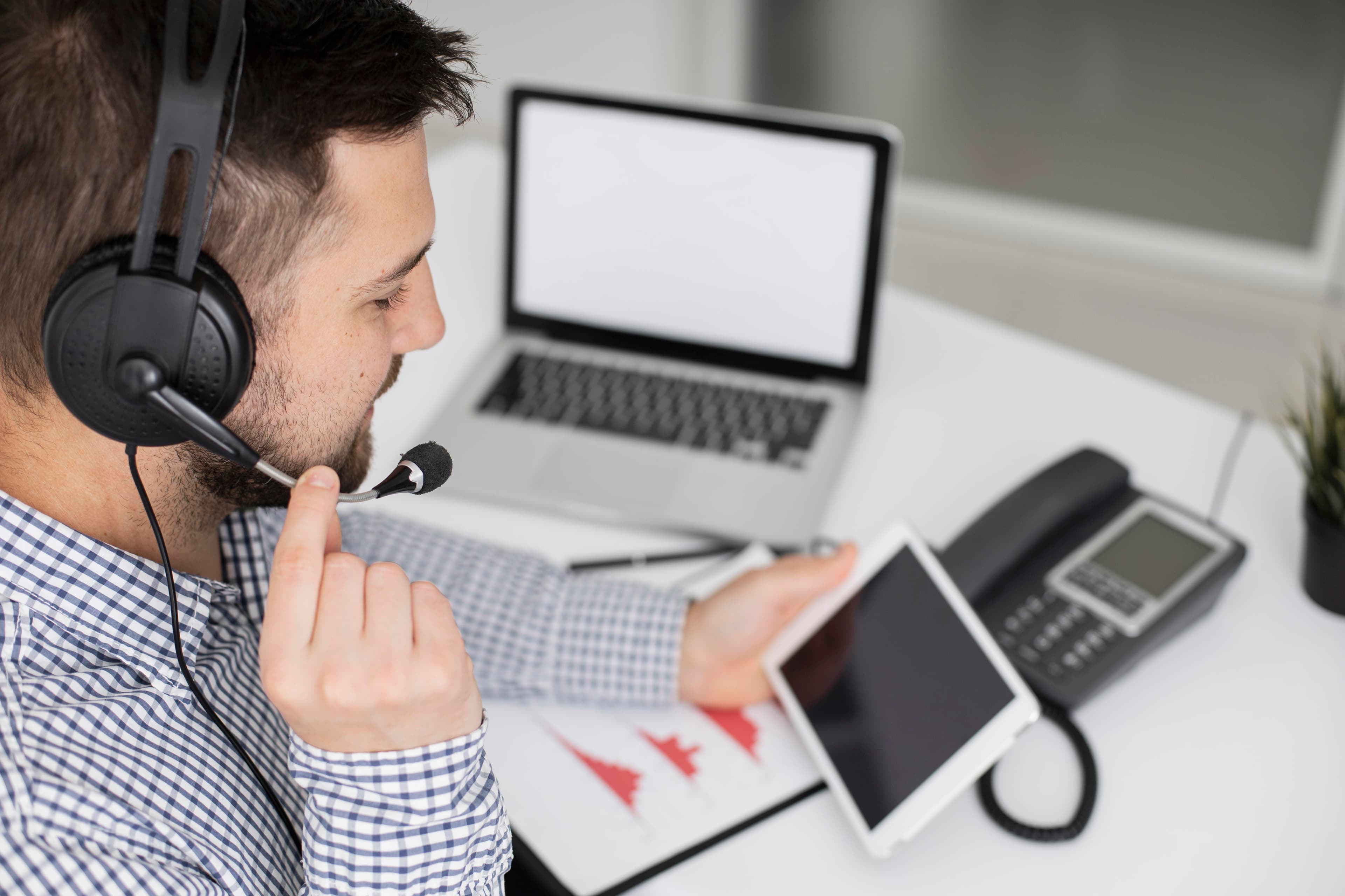 Contactez-nous par téléphone